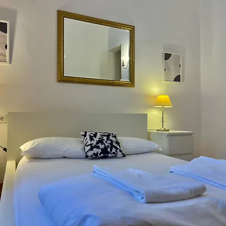3 Bedroom, 2 Bathroom - Palma Appartement Lissabon