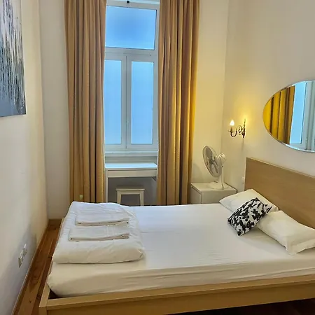 3 Bedroom, 2 Bathroom - Palma Lissabon